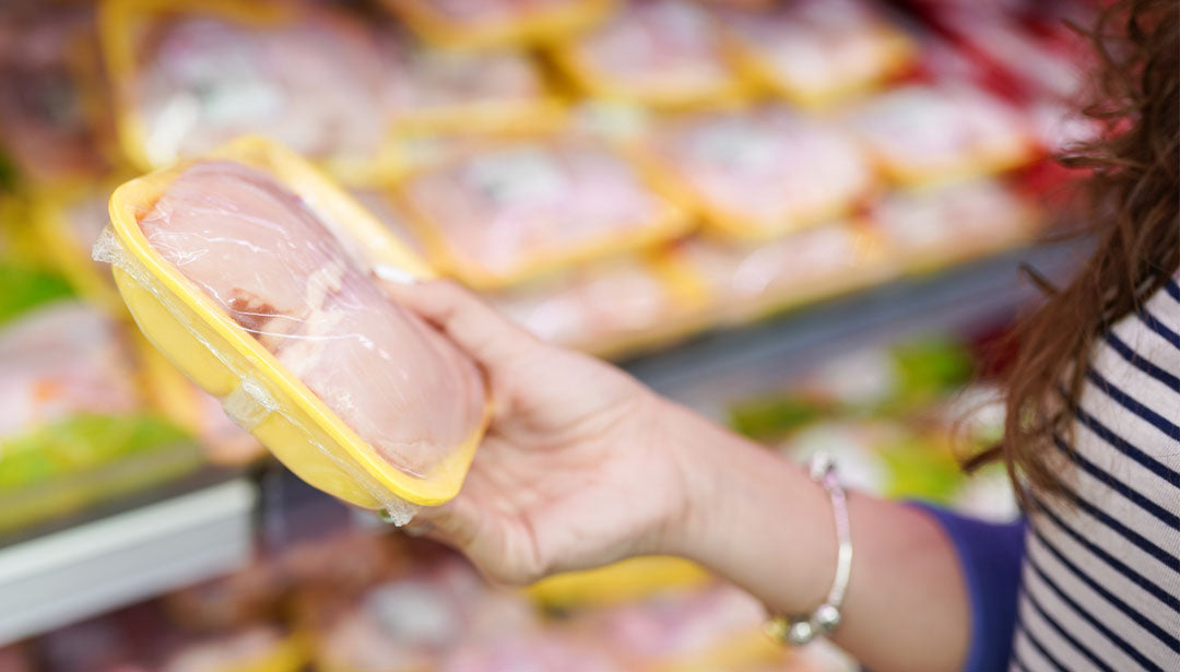 So bewahren Sie rohes Geflgelfleisch risikolos auf  Reader's Digest