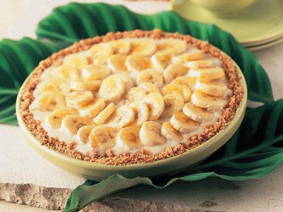 Bananencremetorte mit Honigwaffelboden