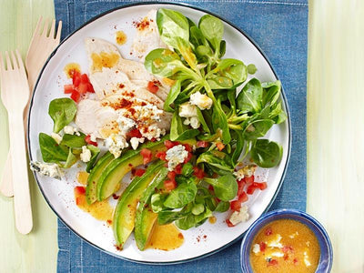 Hähnchenbrust mit Avocado und Roquefort-Marinade