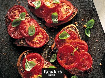 Bruschetta mit Tomaten und Sardellen