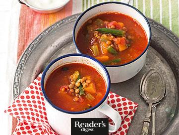 Indische Linsensuppe mit Kürbis, Tomaten und grünen Bohnen