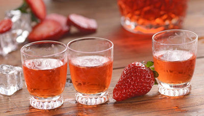 Früchte in Alkohol und Liköre