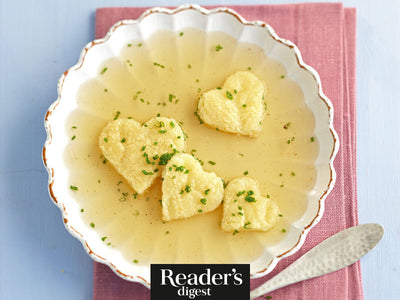 Suppe mit Biskuitherzen