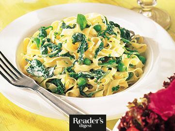 Tagliatelle mit grüner Sauce