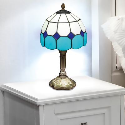 Tischlampe im Tiffany-Stil