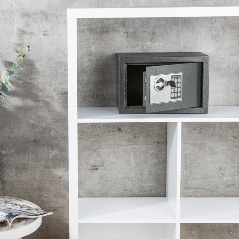 Safe mit Elektronik-Zahlenschloss