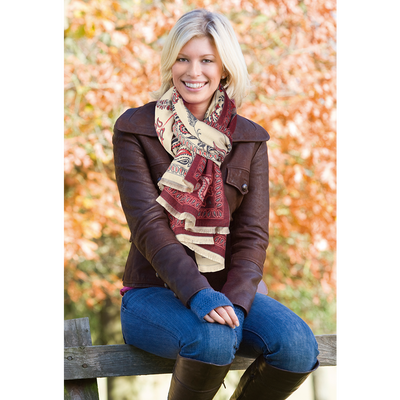 Schal im Paisleymuster