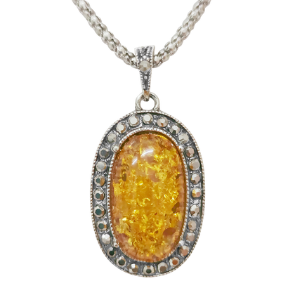 Bernstein-Anhänger mit Kette