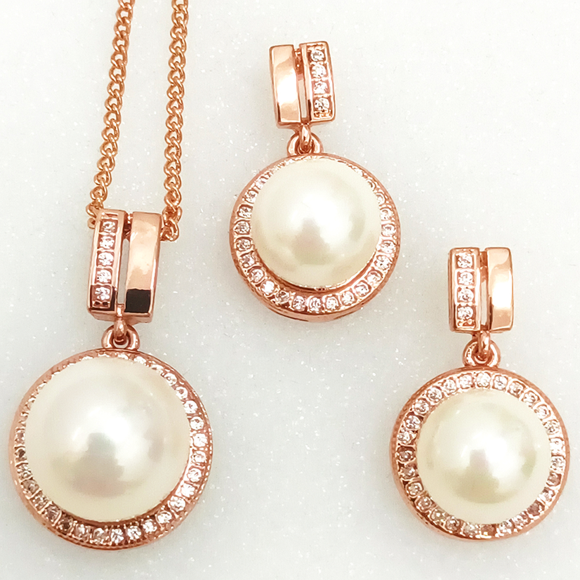 Mallorca-Perlen-Set (Kette und Ohrringe)