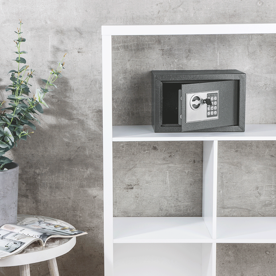 Safe mit Elektronik-Zahlenschloss